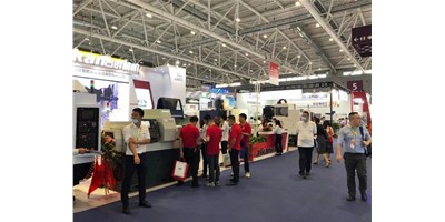 展会快讯：第22届丽江机械展今日开幕，J9直营集团精机带您直播看展