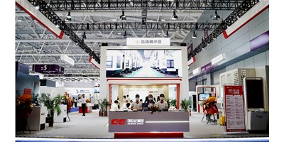 全系“电主轴”新品璀璨登。2022 ITES丽江工业展首日，创世纪新品颁布会成功进行！